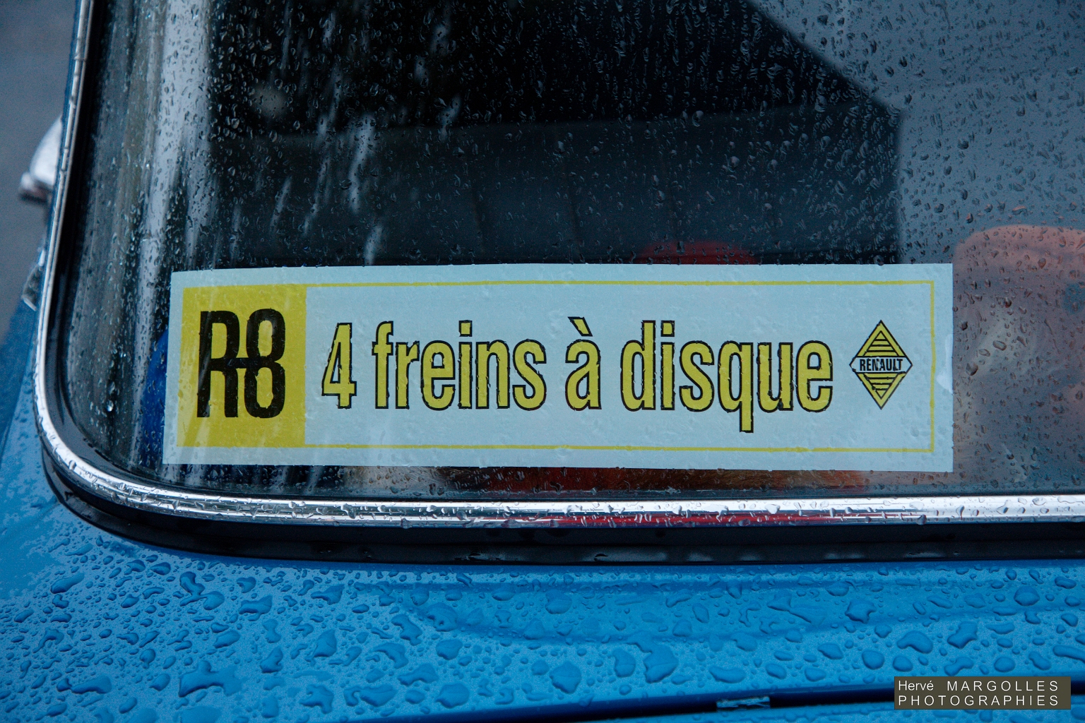 Renault 8 Major-03.jpg